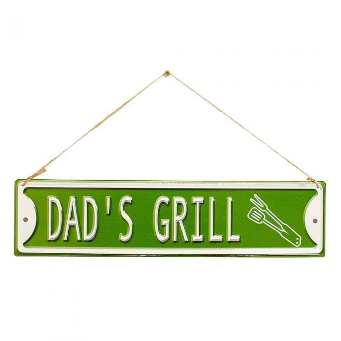 La Hacienda - Dad's Grill wall sign