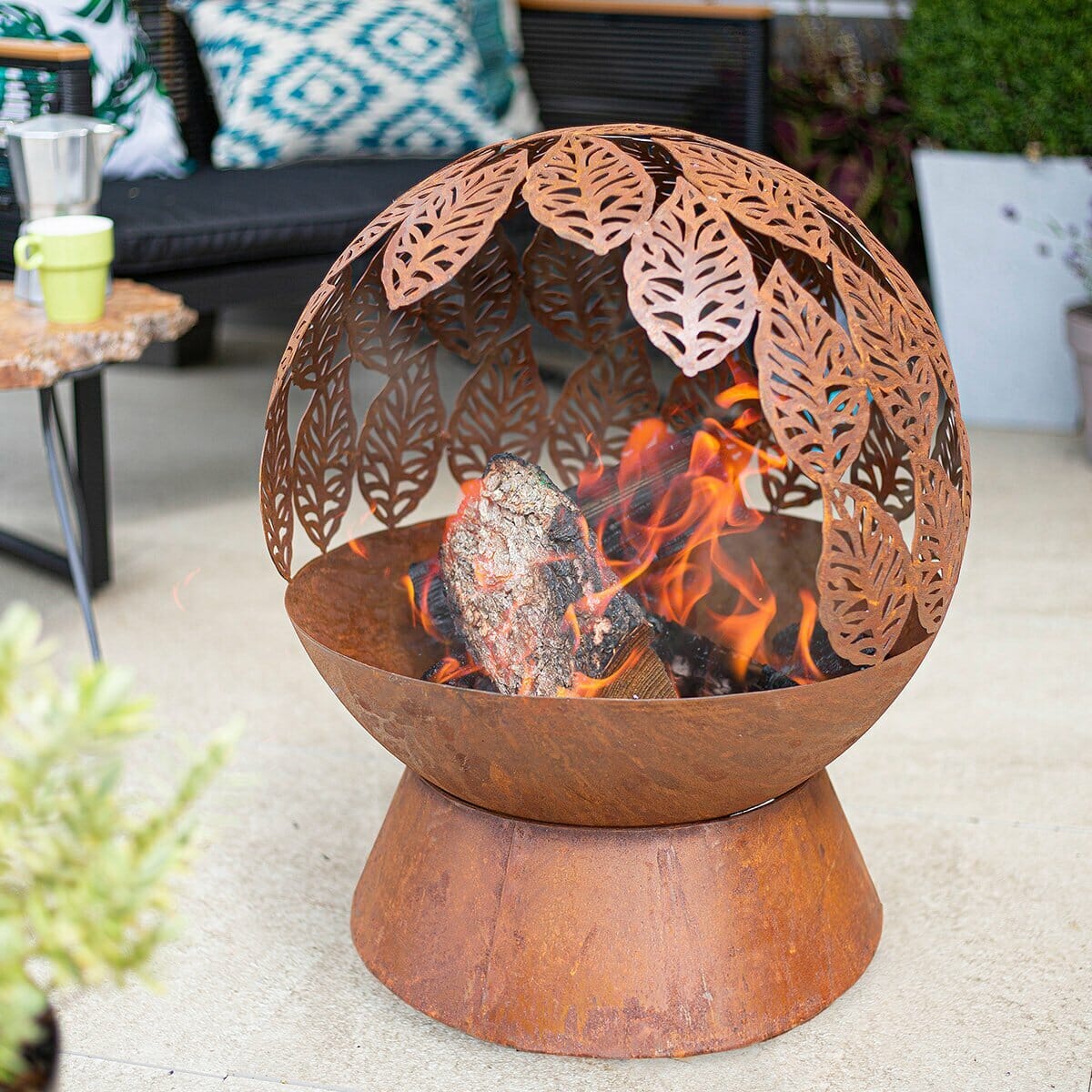 La Hacienda - Leave Fire Globe