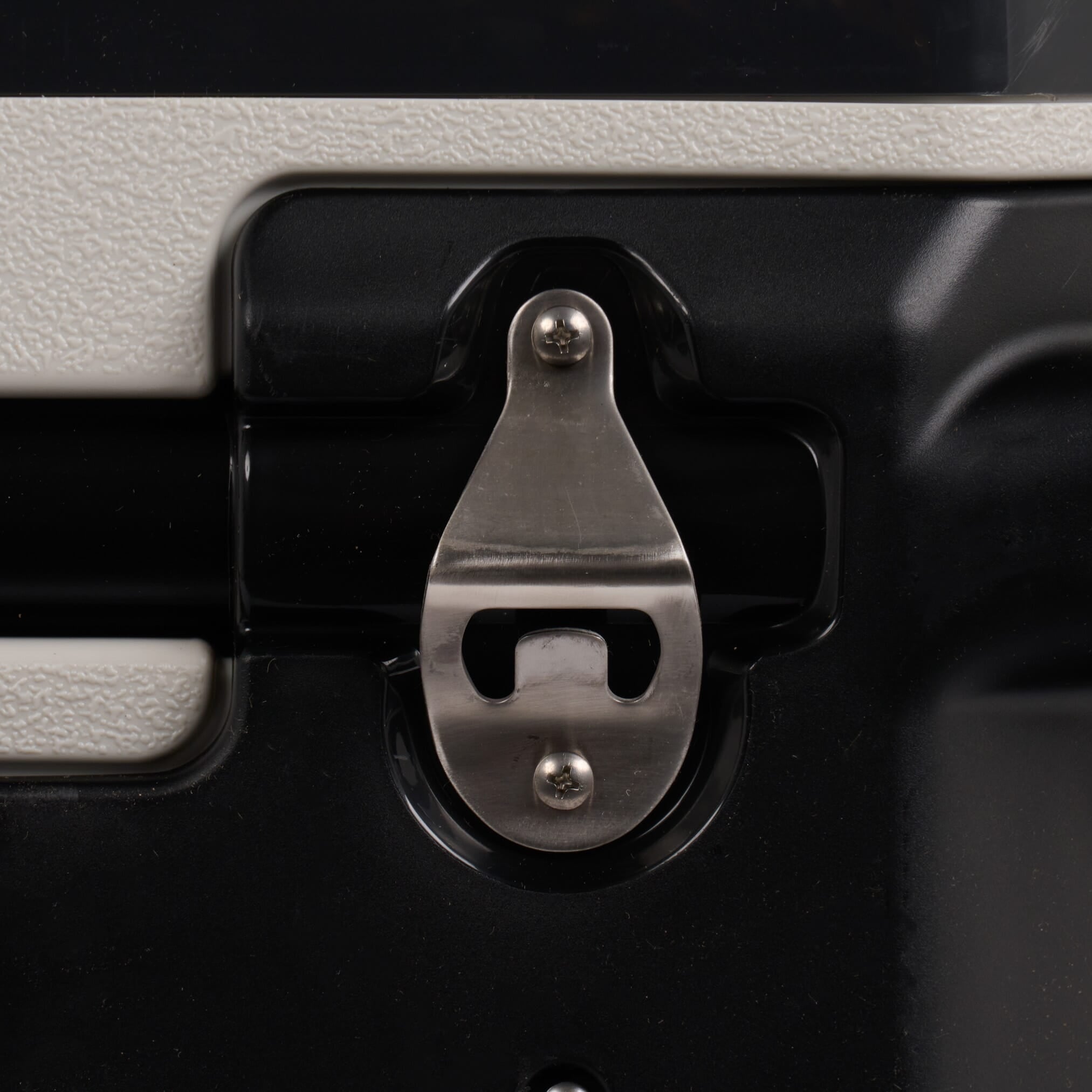 Igloo - Trailmate Journey - Bone.obsn.bone.blk