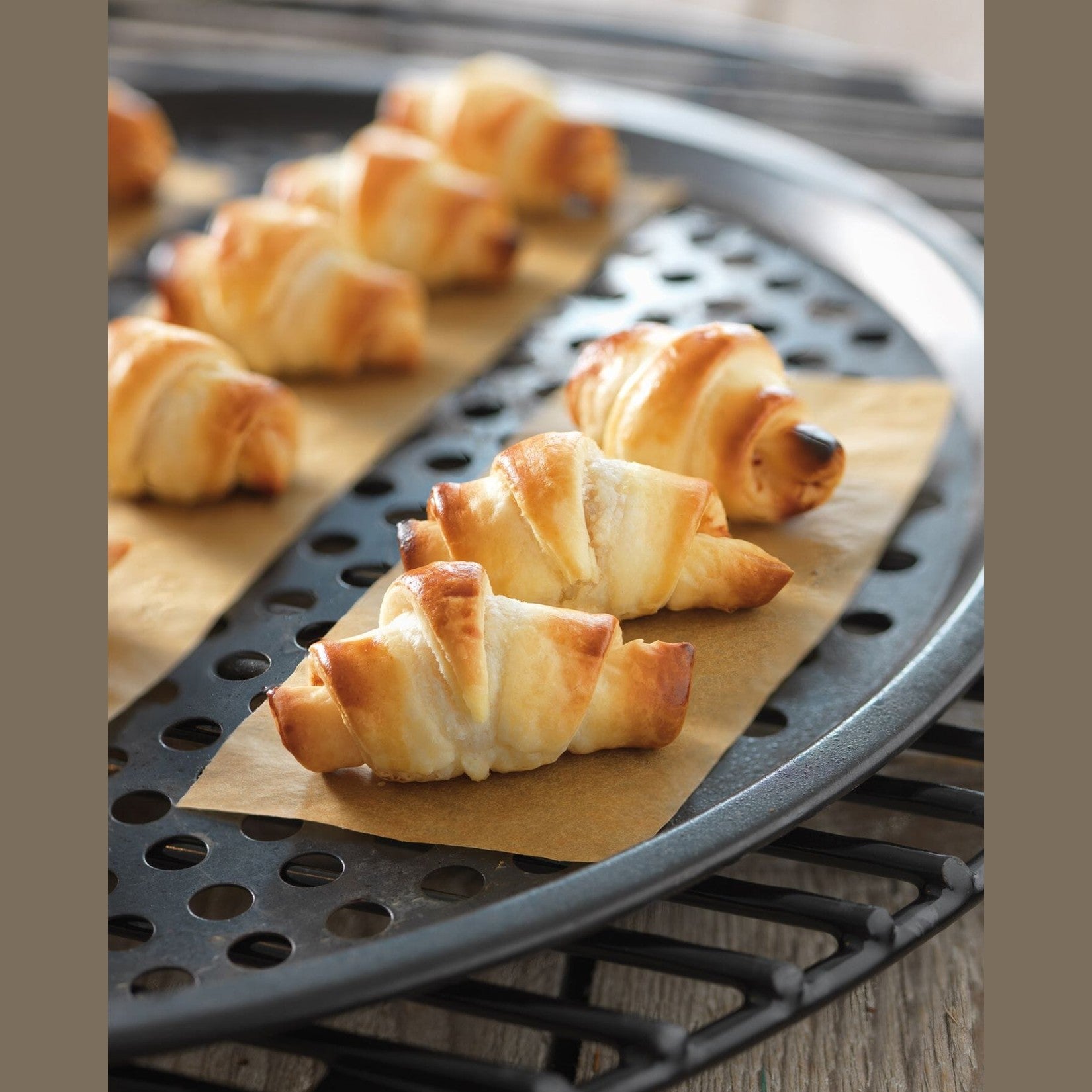 OutdoorChef - PERFORATED BAKING TRAY