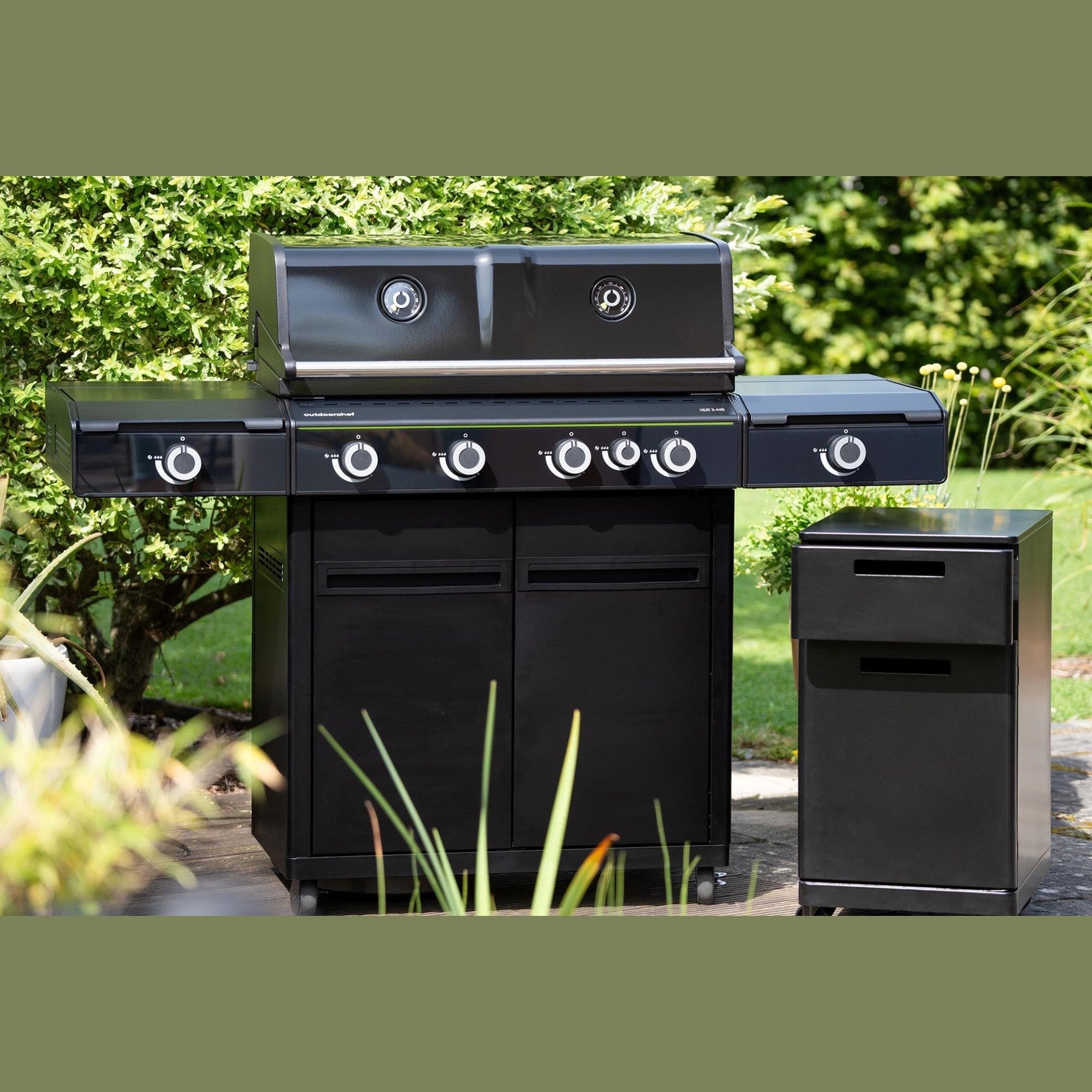 OutdoorChef - GRILL CABINET WITH CASTERS