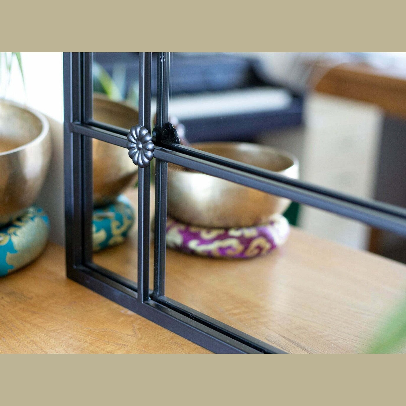 La Hacienda - Arundel Black Arched Mirror