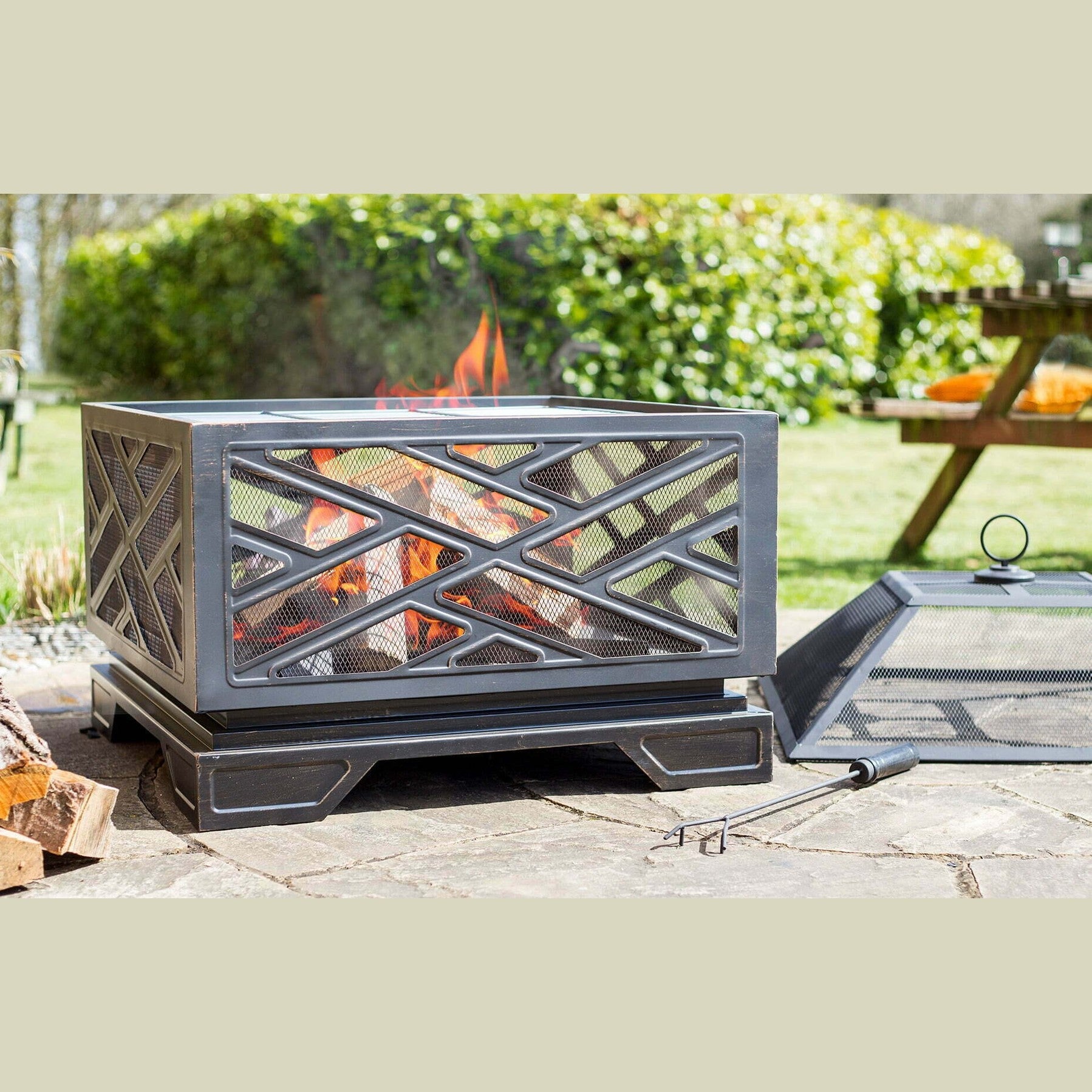 La Hacienda - Brooklyn Firepit