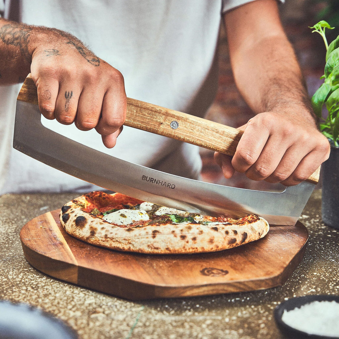 Burnhard Pizza Rocking Pizza Cutter