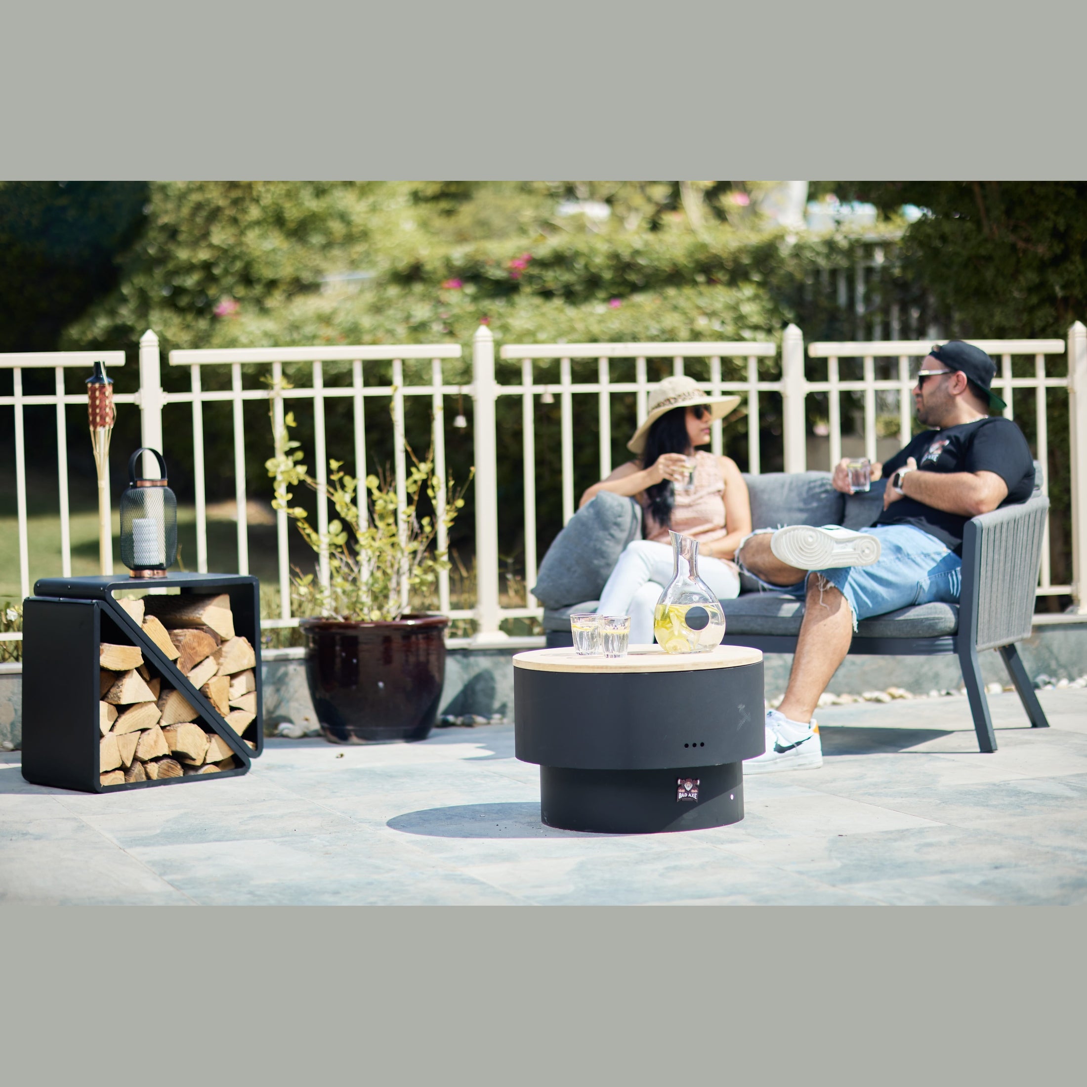 Bad Axe Roundtable Firepit ehdxb