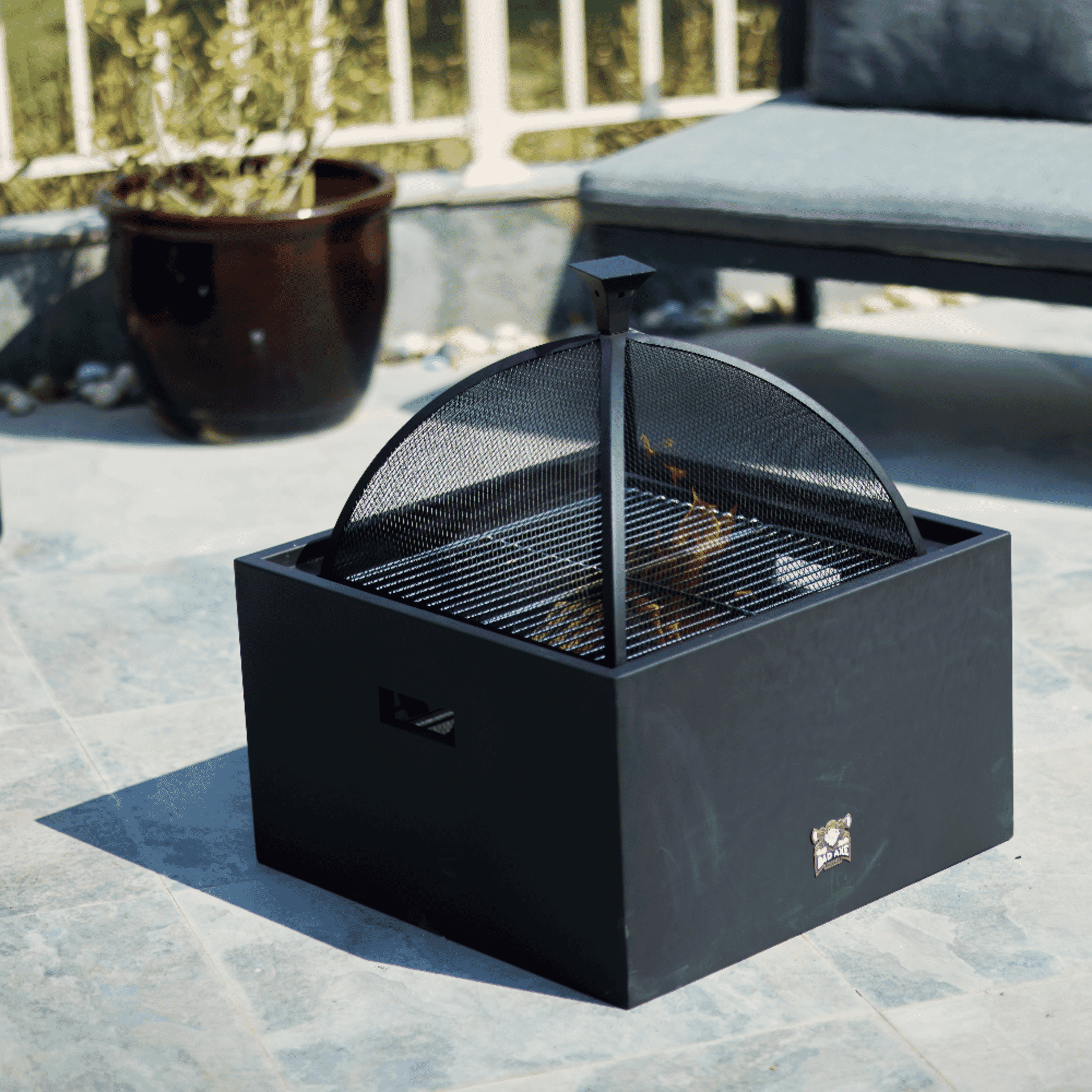 Bad axe The Log Cabin Firepit ehdxb
