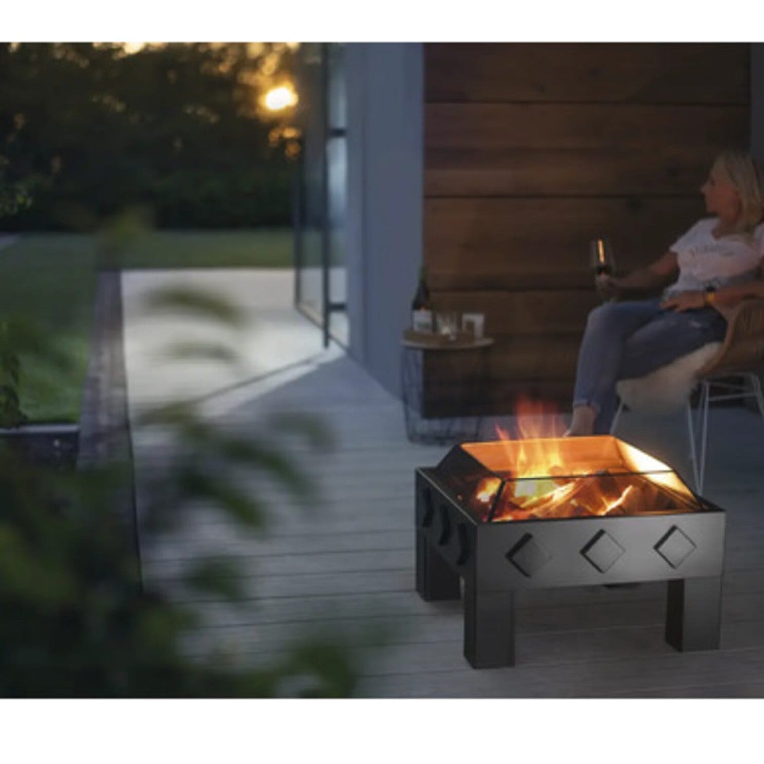 Bad Axe "The Spark" Firepit ehdxb