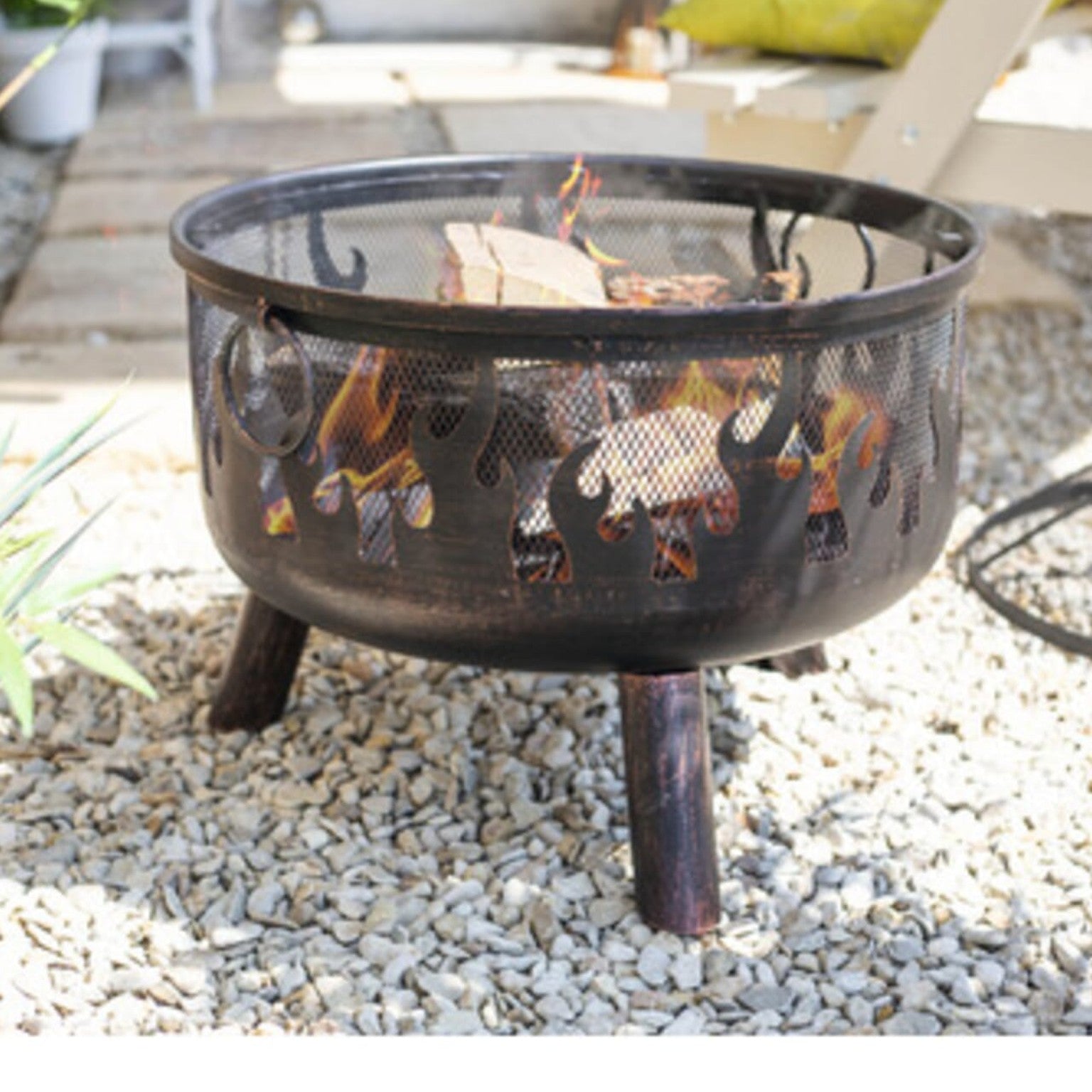 Bad Axe "Wild Embers" Firepit ehdxb