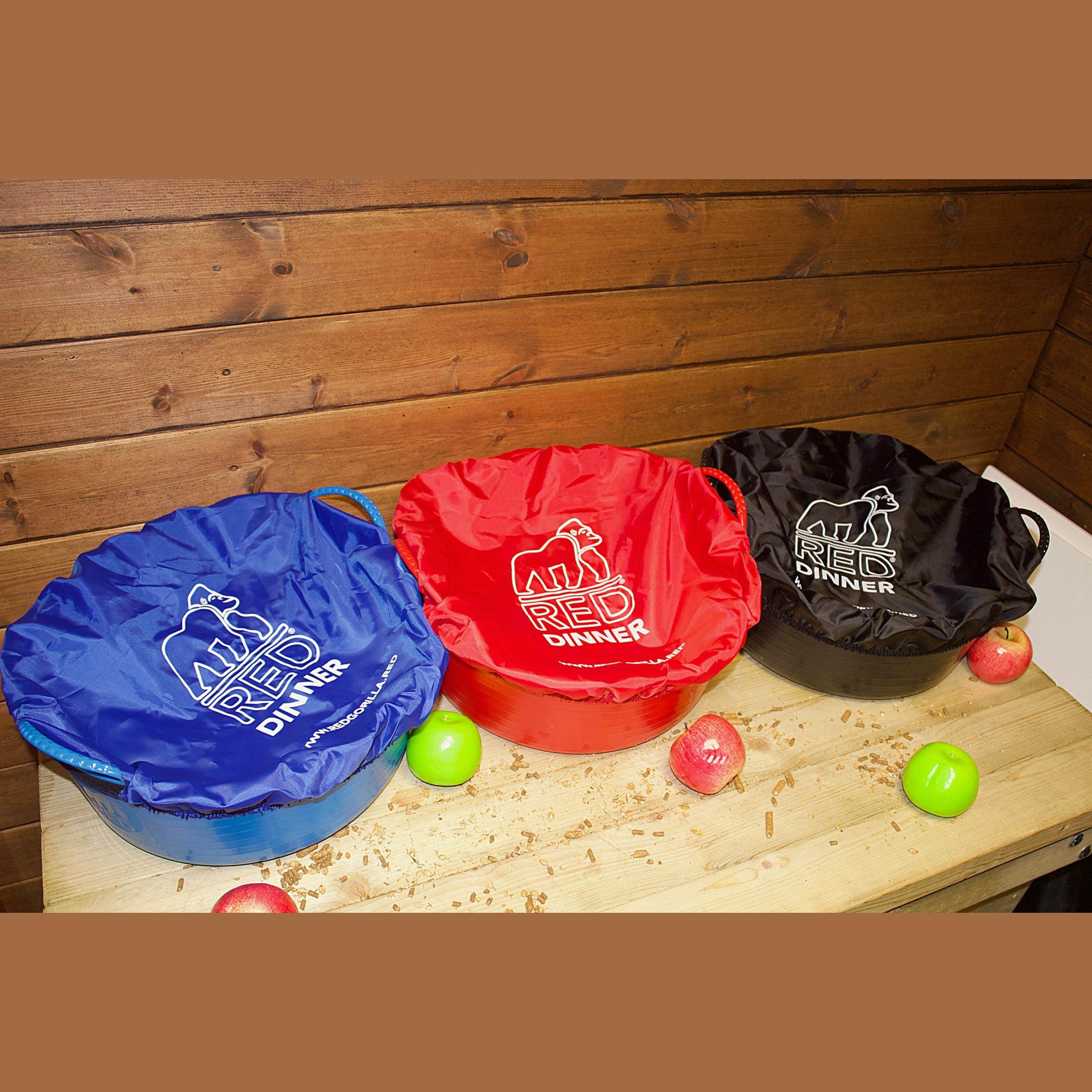 Tubcovers - Medium Red Breakfast/Dinner Covers