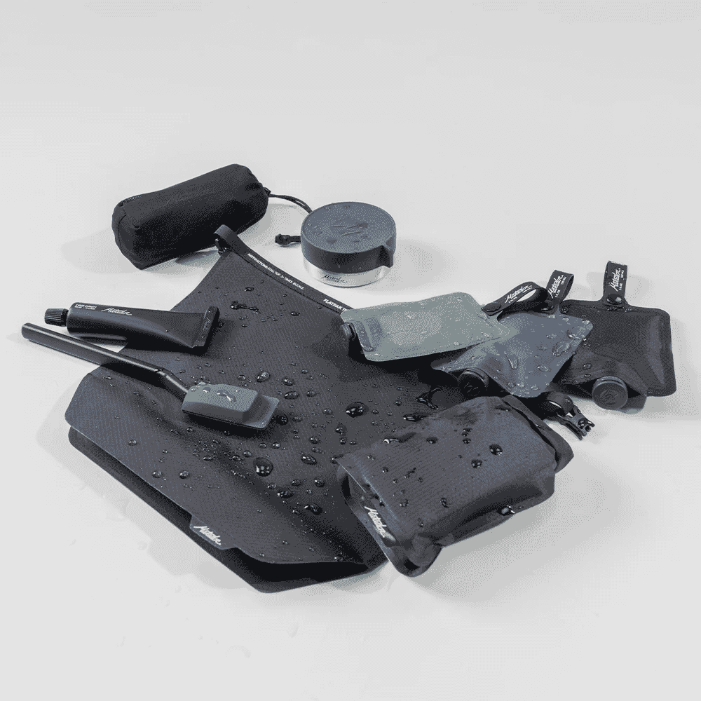 Matador - FlatPak Waterproof Toiletry Case - Charcoal