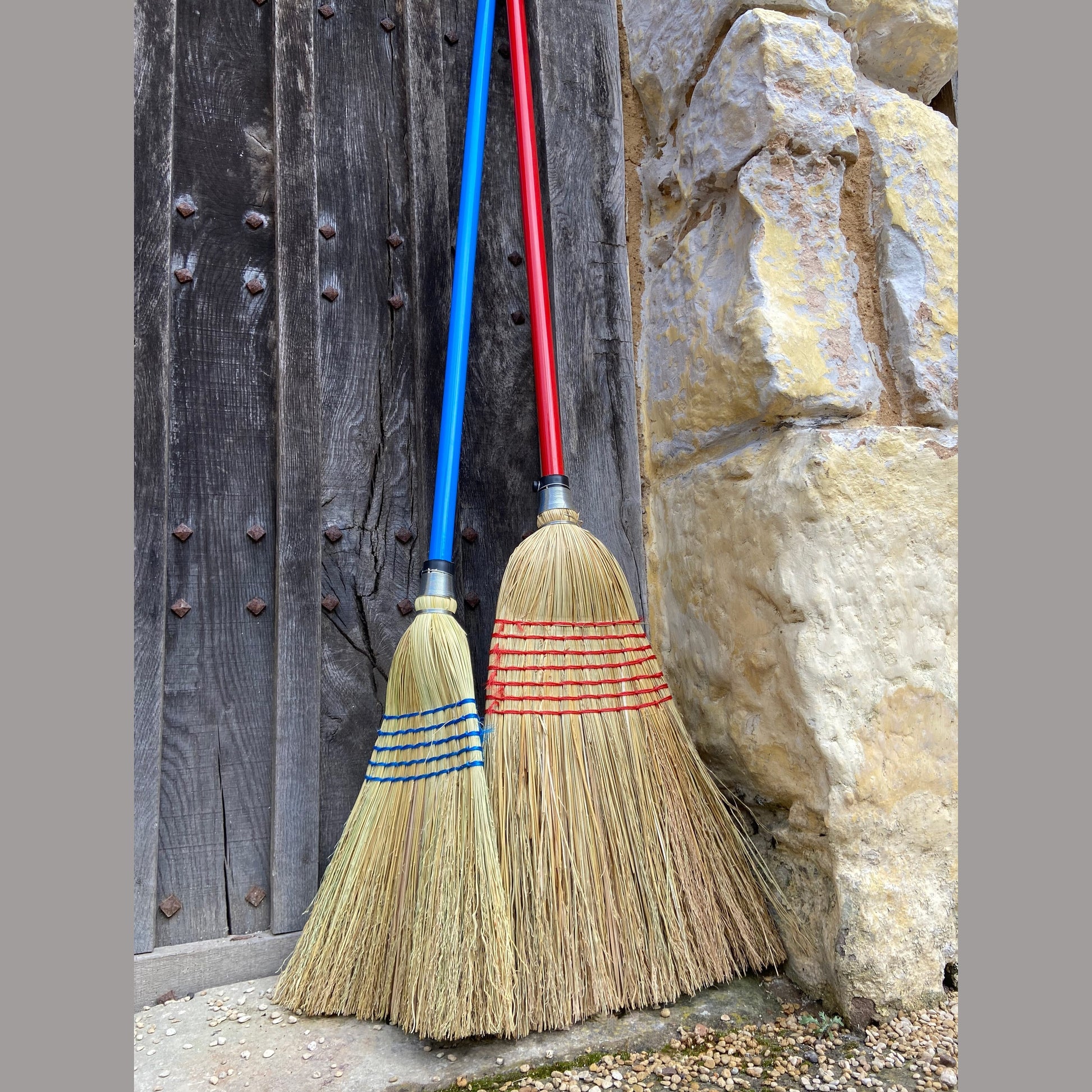 Red Gorilla - Corn Brooms - Large new 120cm Handle Red ehdxb