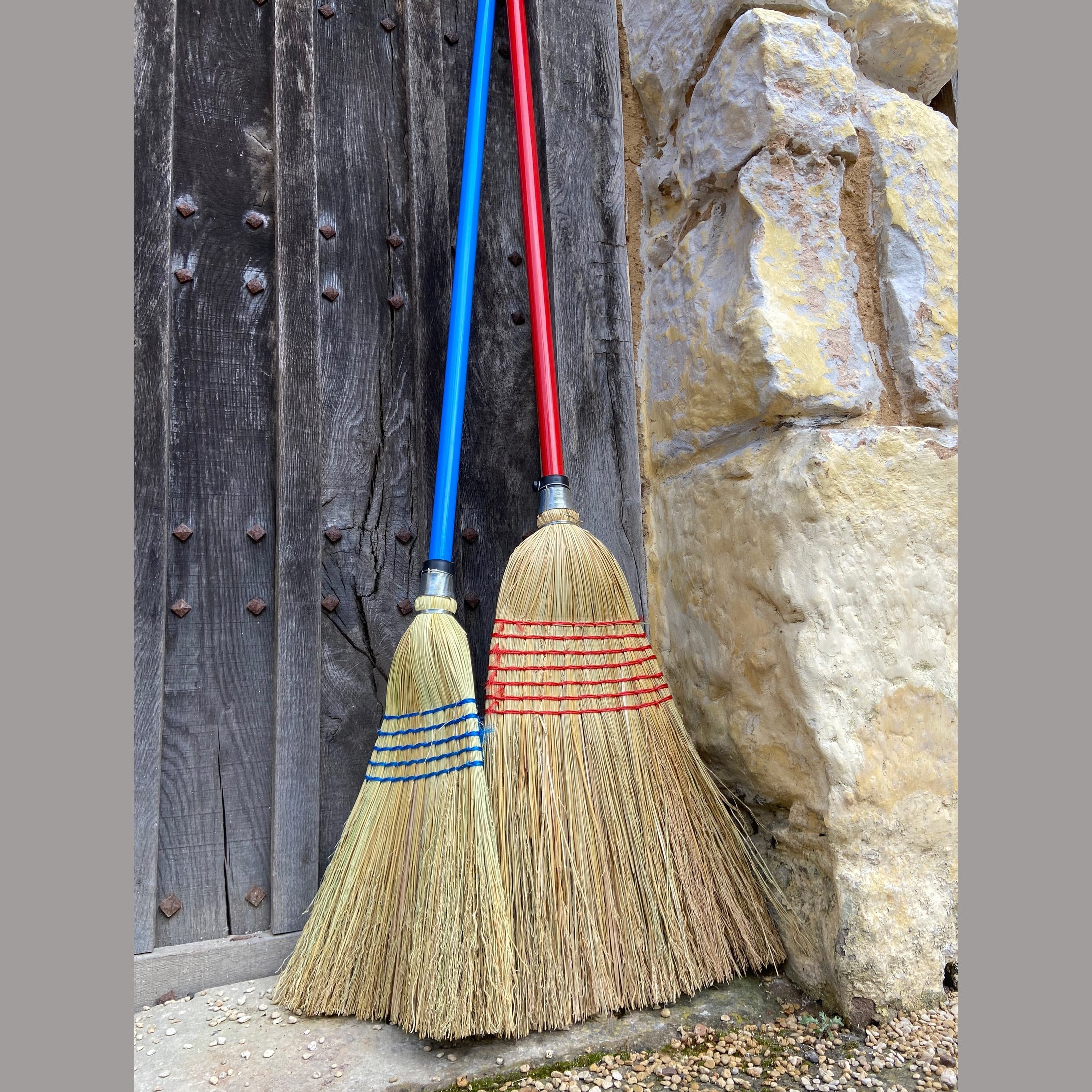 Red Gorilla - Corn Brooms - Large new 120cm Handle Red ehdxb