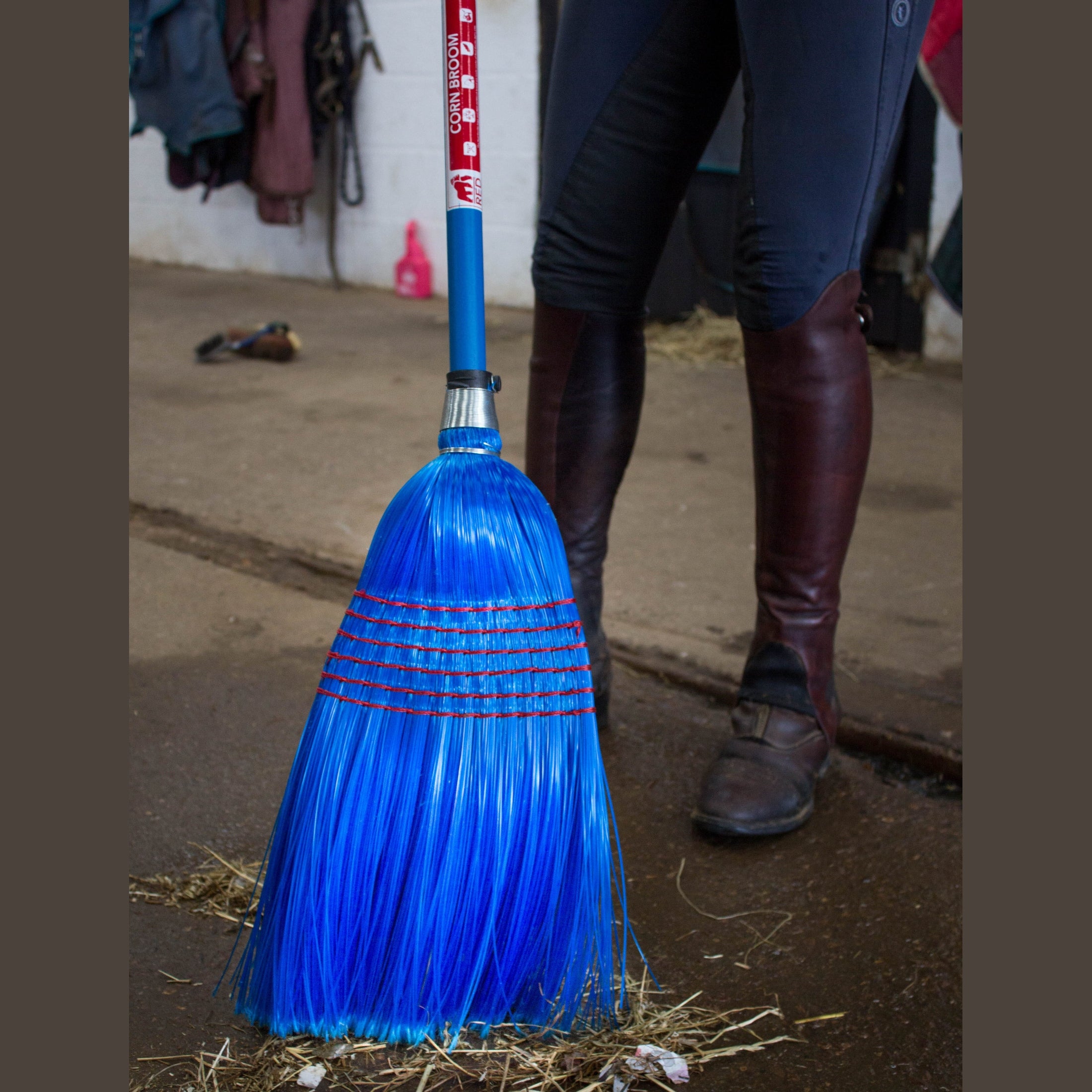 Red Gorilla - Deluxe Brooms - Deluxe Corn Broom Large Blue ehdxb