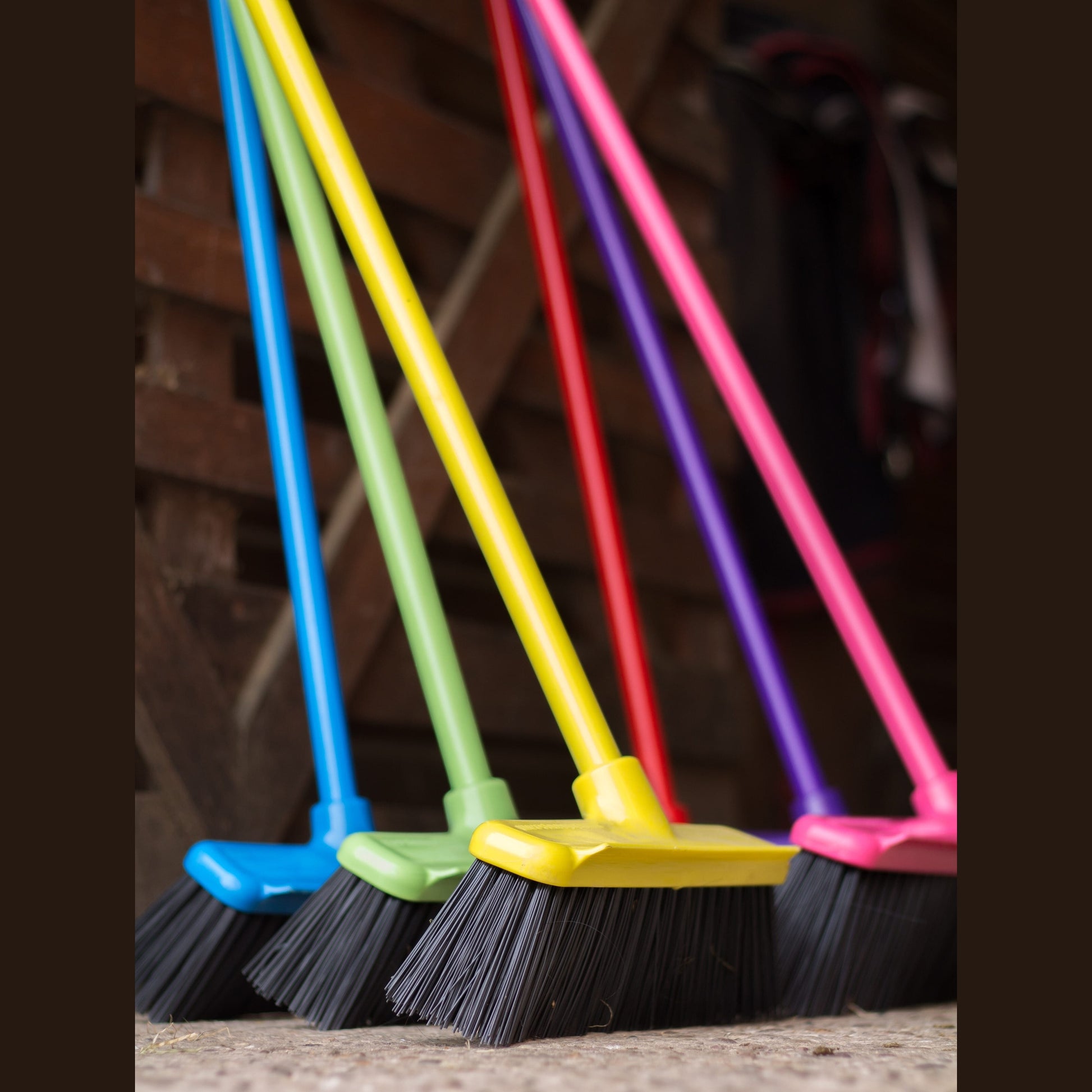 Red Gorilla - 30cm broom head and handle -Pink ehdxb