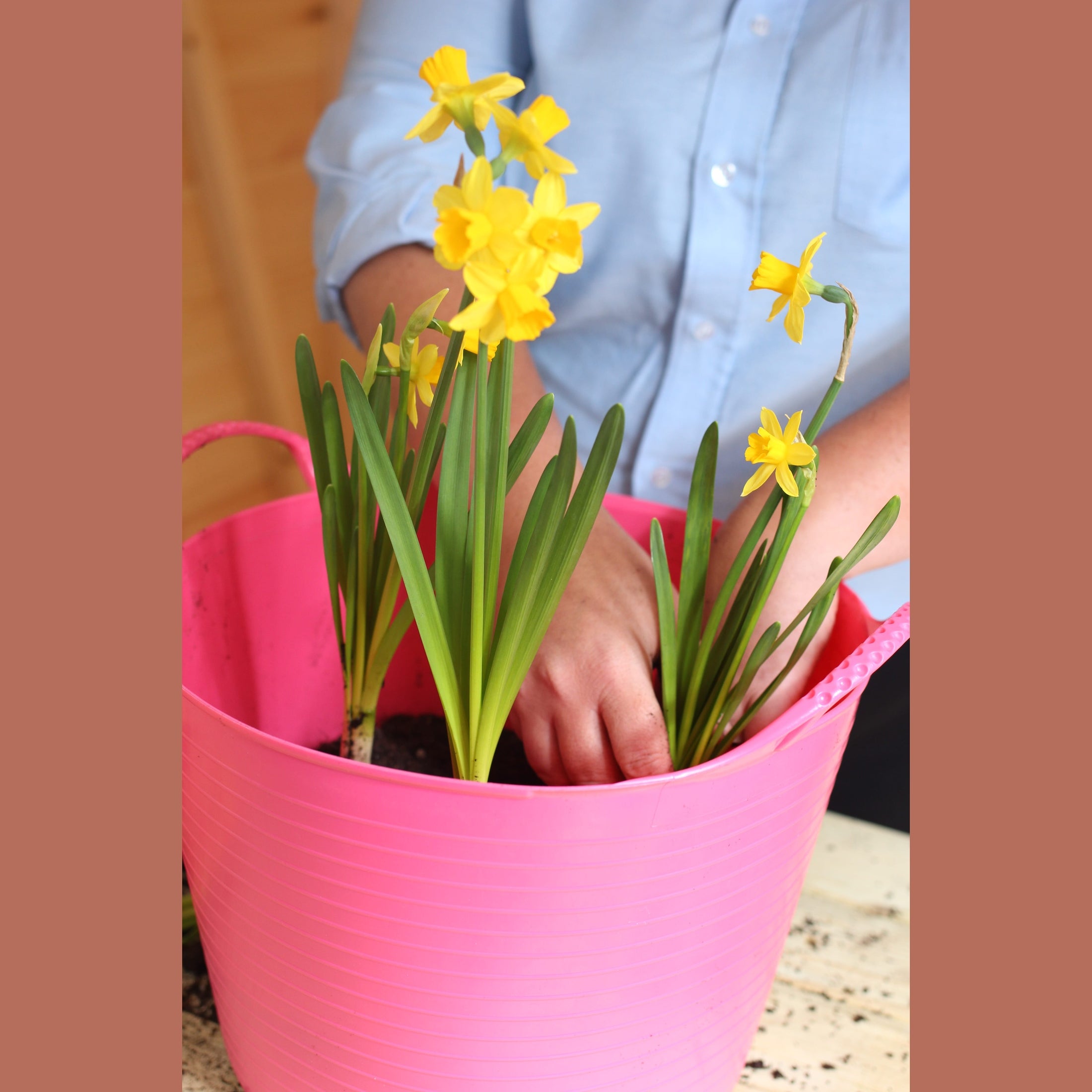 Gorilla Tubs & Recycled Black Tubs - 14L -Pink