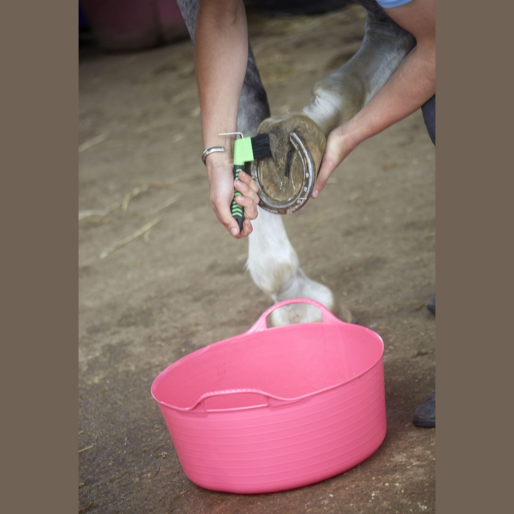 Tubs & Recycled Black Tubs - Small Shallow 15L Pink