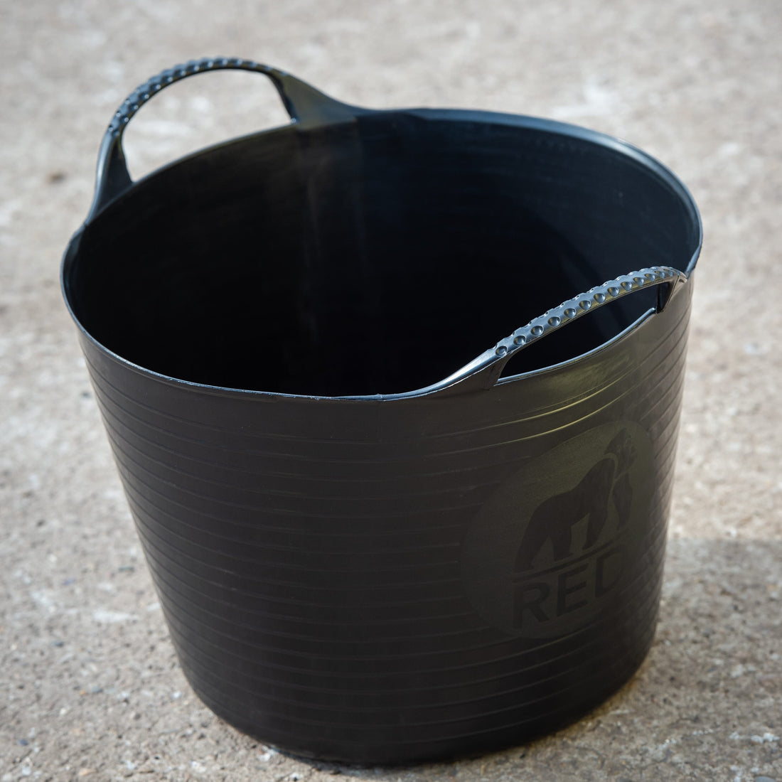Gorilla Tubs & Recycled Black Tubs - Medium 26L -Black