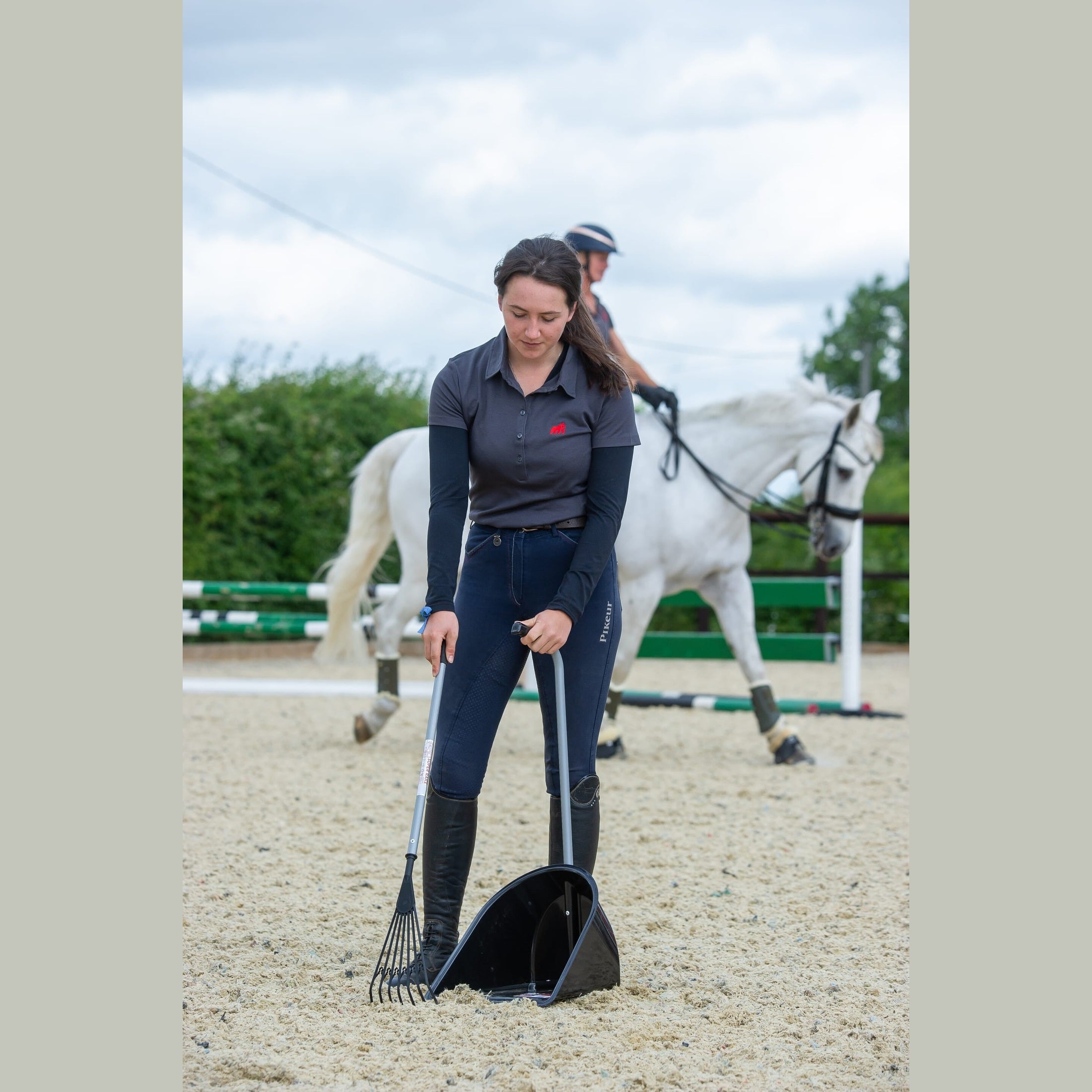 Red Gorilla - Tidee Companion Set - Black Tidee + Rake + Broom ehdxb